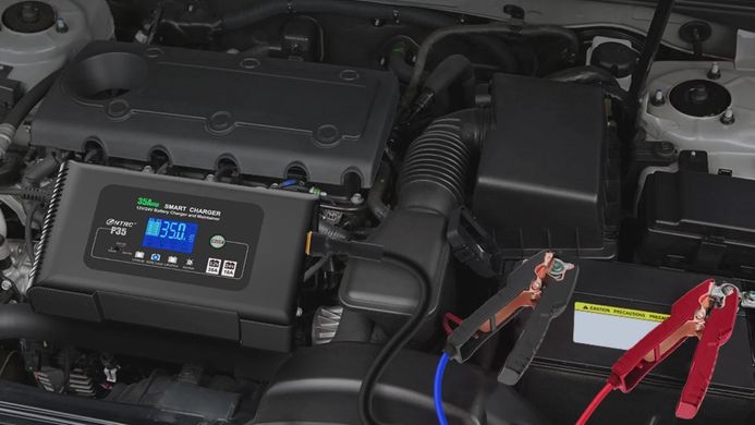 Інтелектуальний автомобільний зарядний пристрій для акумуляторів 35А 12V 18А 24V