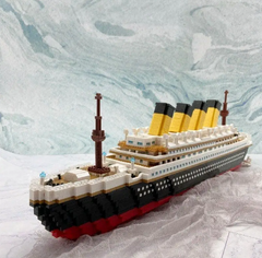 Конструктор Корабль Титаник TITANIC 3800 деталей